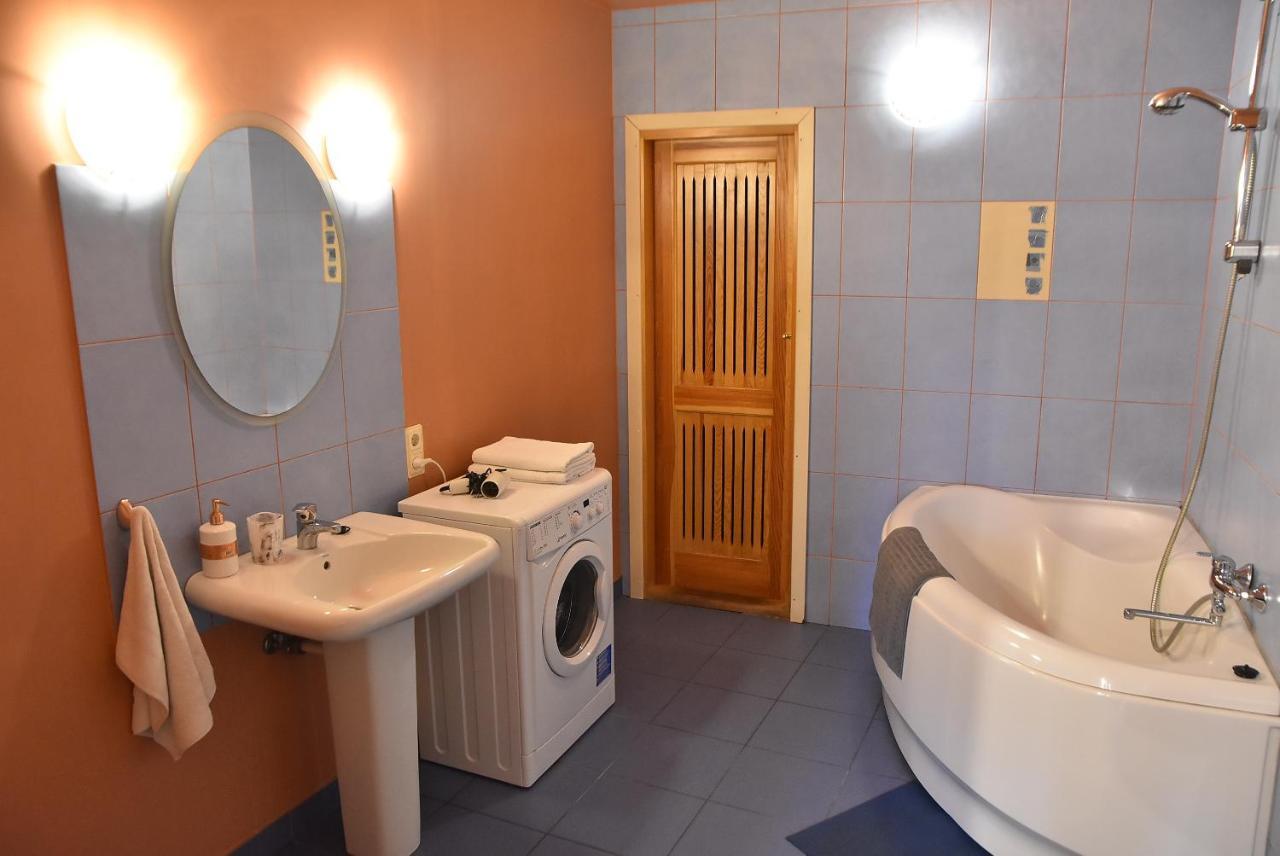לייפאז'ה Uliha Apartamenti מראה חיצוני תמונה
